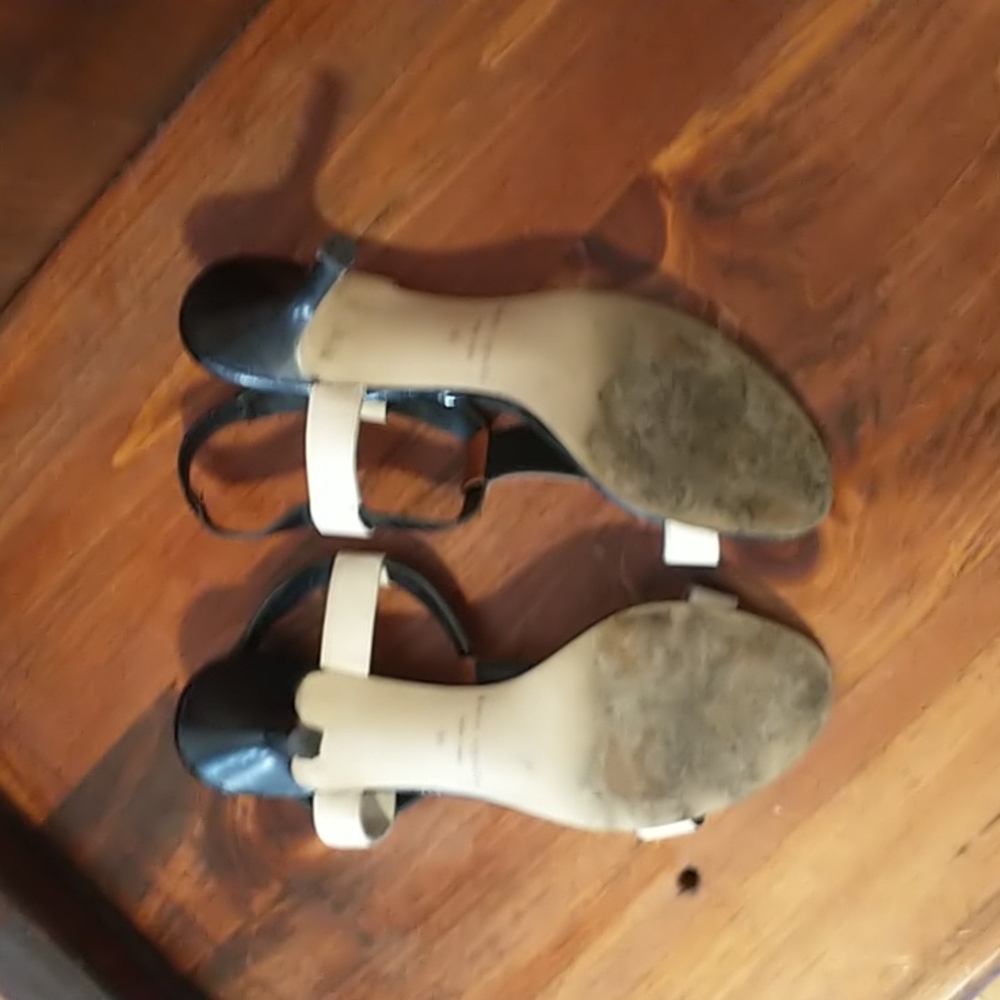 Kate Spade  heels - Picture 3 of 3